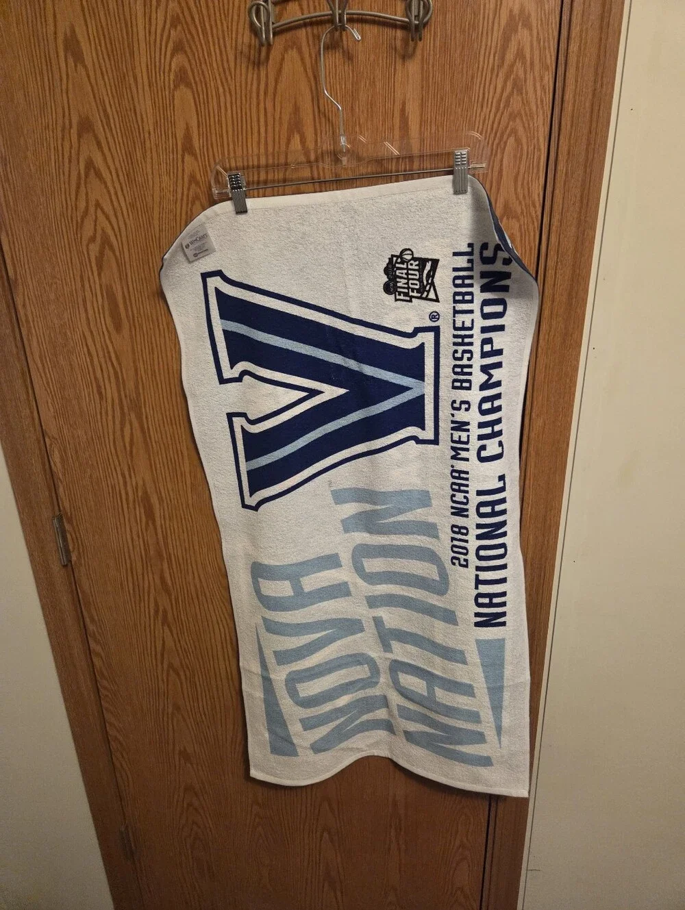 Wincraft Villanova Wildcats Towel NWOT NCAA
